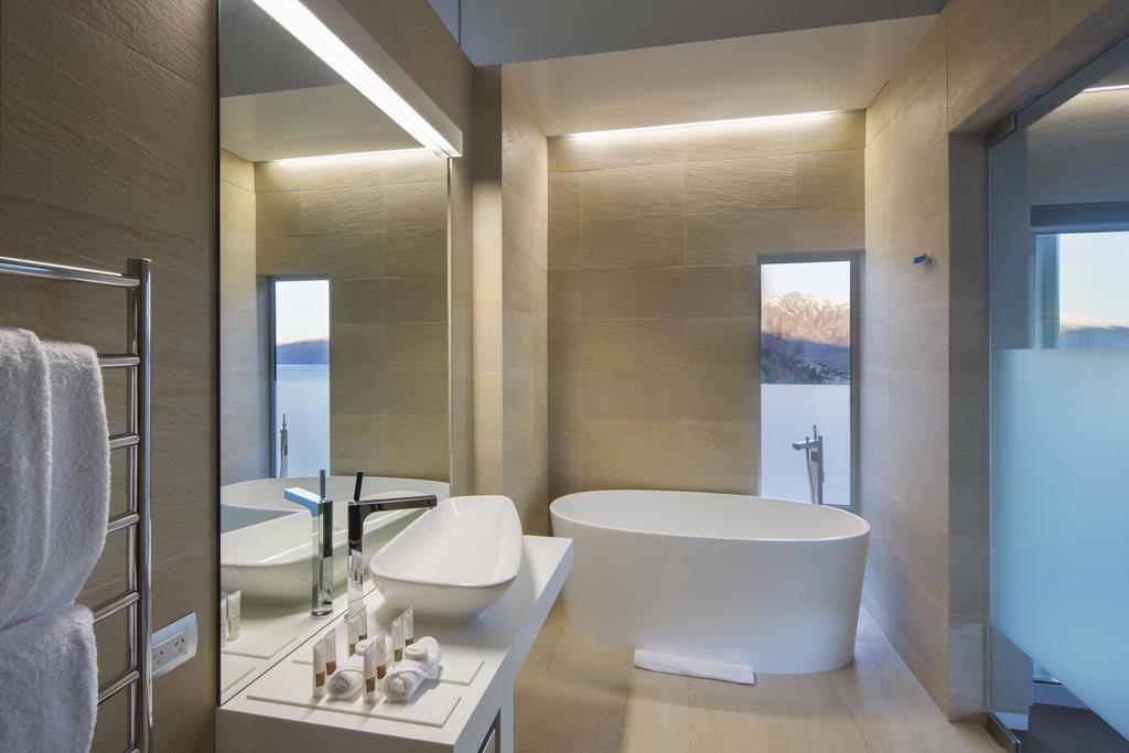 קווינסטאון Villa De Luxe, A Relax It'S Done Luxury Holiday Home מראה חיצוני תמונה